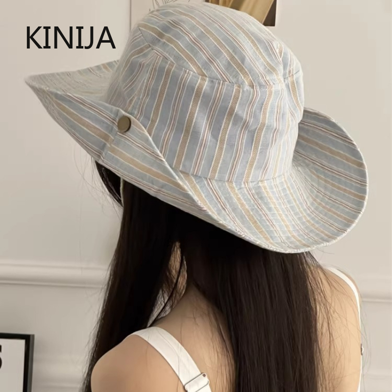 Chapeau Bob Rayé Simple Style  - Travel Accessories For Elderly avis et prix