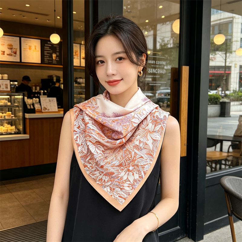Foulard en Soie Douce pour Fem - Travel Accessories Gifts avis et prix